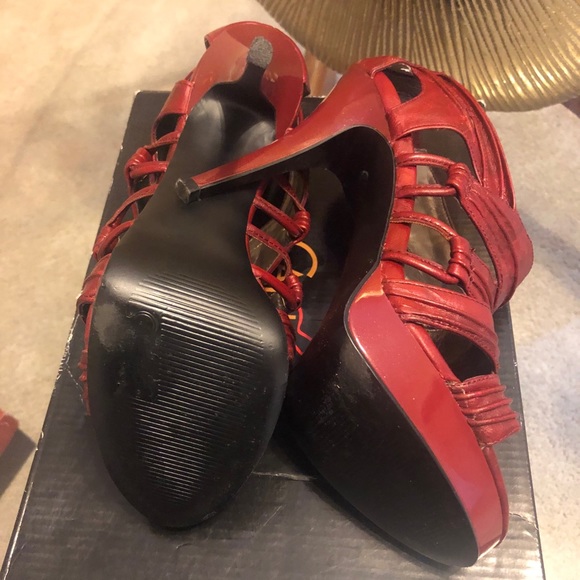 Shoes - Picture 3 of 3